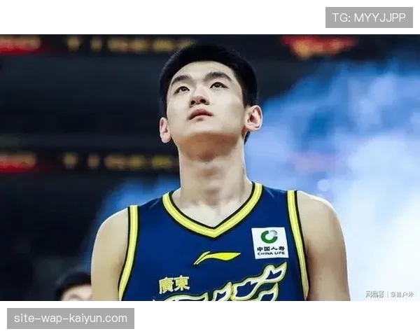 王洪泽内线篮板嗅觉敏锐，广东年轻中锋展现护框潜力